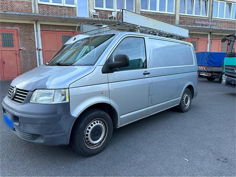 Gebraucht VW Transporter 102 PS (75 kW) 2008 Silber Van
