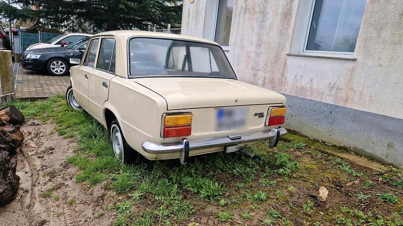 Gebraucht Lada 1200 65 PS (47 kW) 1980 Beige Limousine