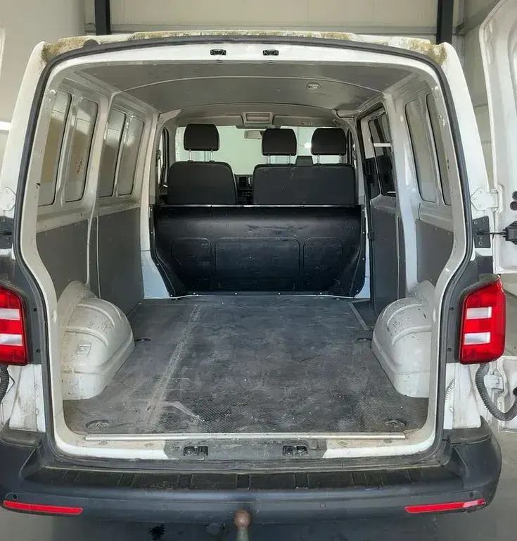 Gebraucht VW Transporter 114 PS (83 kW) 2018 Weiß Van