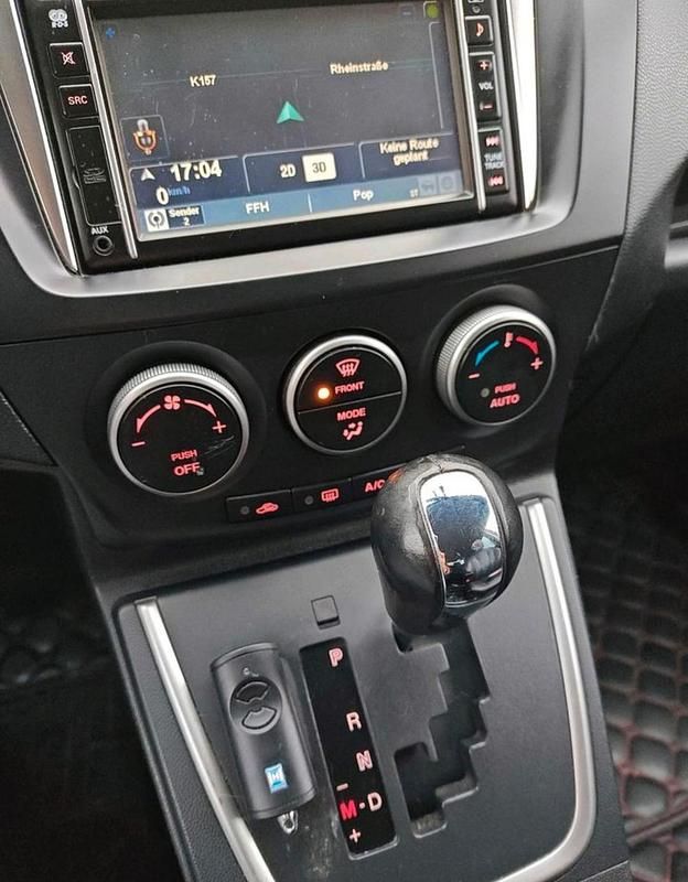 Gebraucht Mazda 5 144 PS (105 kW) 2012 Blau Van / Kleinbus