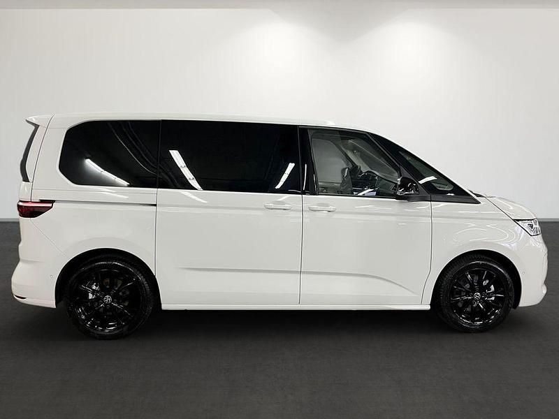 Gebraucht VW Multivan Life 204 PS (150 kW) 2026 Weiß Van