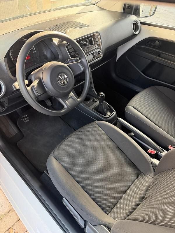 Gebraucht VW up! 75 PS (55 kW) 2012 Weiß Kleinwagen