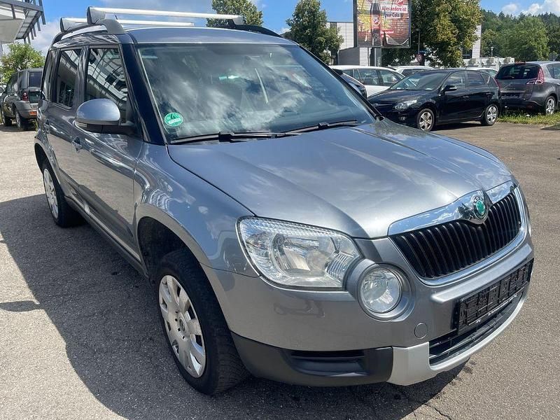 Grau Gebraucht 2013 Skoda Yeti Plus Edition SUV | 4.800 € (Guter Preis) - Bild 1/4