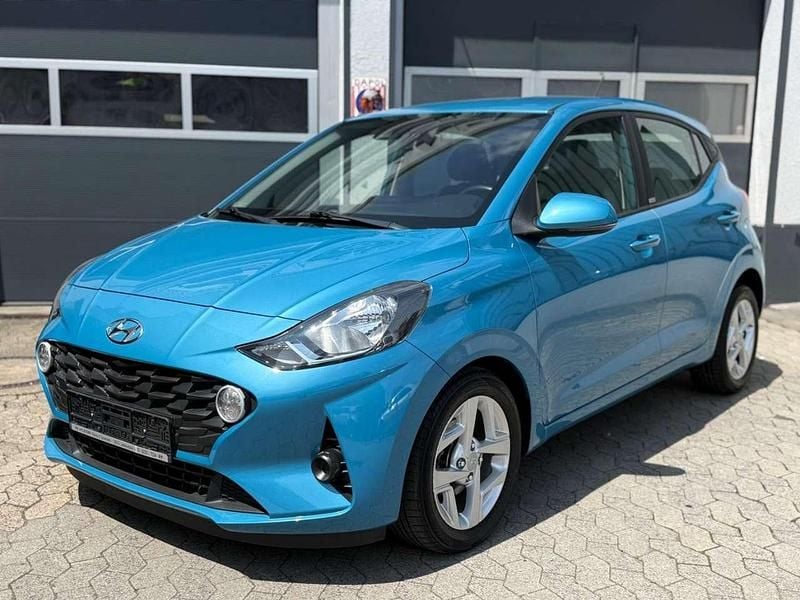 Blau Gebraucht 2020 Hyundai i10 Trend Kleinwagen | 8.200 € (Guter Preis) - Bild 1/4