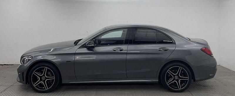 Gebraucht Mercedes C300e AMG 320 PS (235 kW) 2020 Selenitgrau Limousine