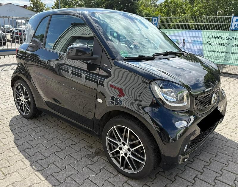 Schwarz Gebraucht 2016 Smart ForTwo Coupé Brabus Kleinwagen | 10.990 € (Superpreis) - Bild 1/4