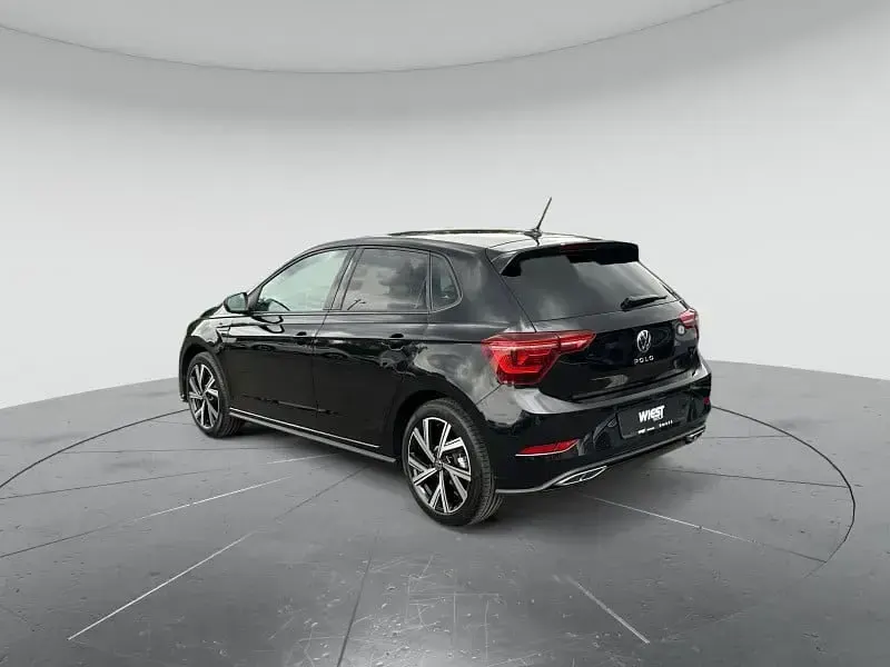 Gebraucht VW Polo R-line 110 PS (80 kW) 2024 Deep black perleffekt Kleinwagen