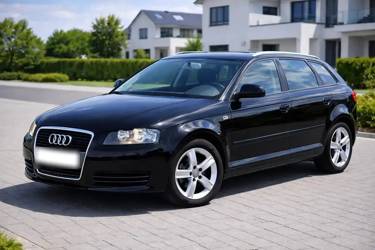 Usata Audi A3 102 CV (75 kW) 2009 Nero Utilitaria