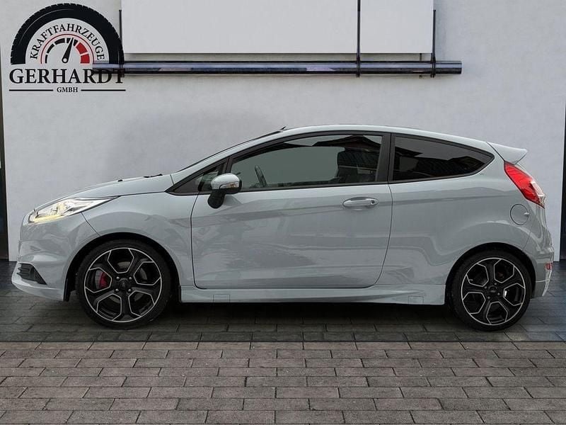 Gebraucht Ford Fiesta ST200 200 PS (147 kW) 2016 Grau Kleinwagen
