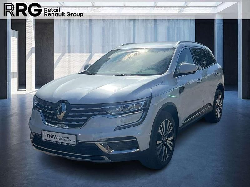 Weiß (kyanitweiß metallic (weiß) (weiß)) Gebraucht 2023 Renault Koleos Initiale Paris SUV | 27.990 € (Fairer Preis) - Bild 1/3