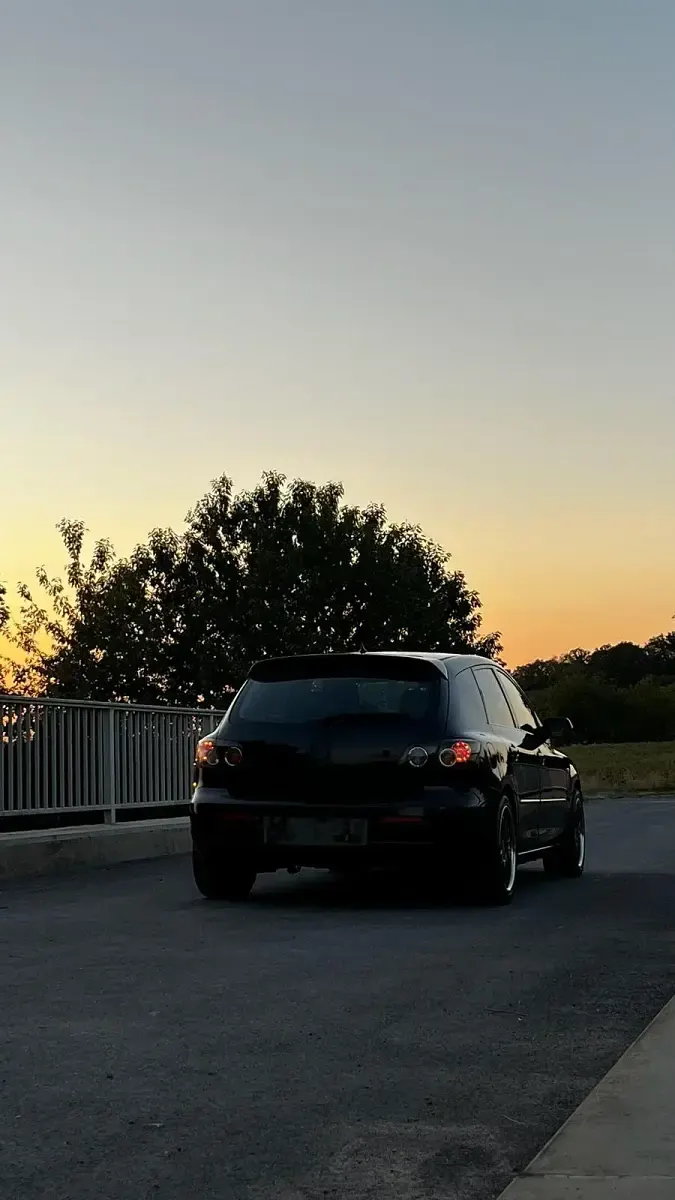 Gebraucht Mazda 3 150 PS (110 kW) 2004 Schwarz Kleinwagen
