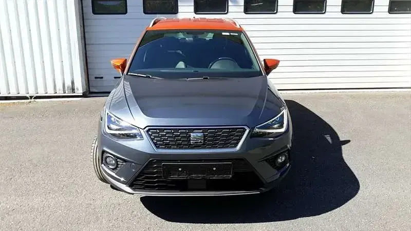 Gebraucht Seat Arona Beats 116 PS (85 kW) 2019 Grau/ magneticgrau zweifarbig / metallic SUV