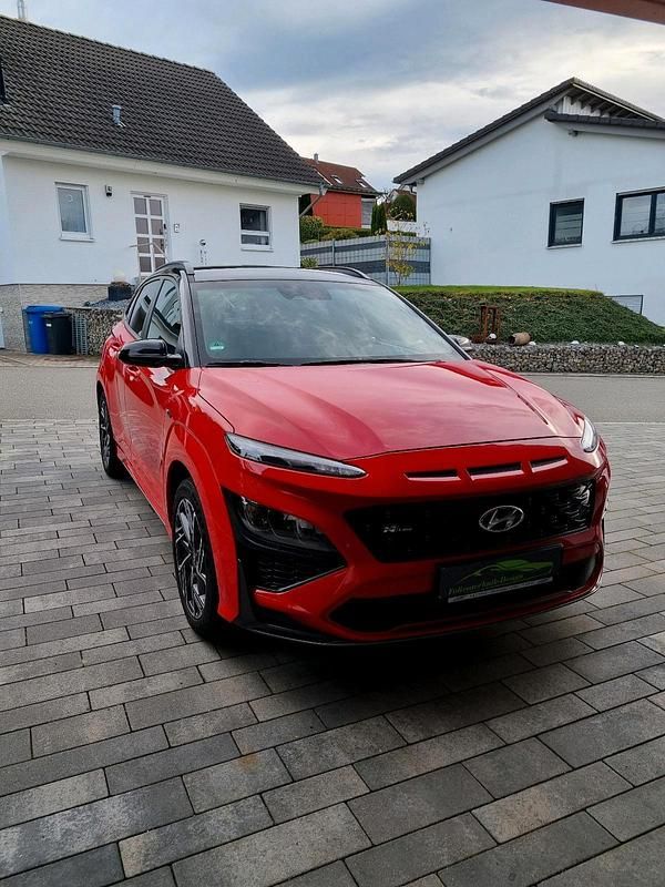 Rot Gebraucht 2022 Hyundai Kona SUV | 24.000 € (Fairer Preis) - Bild 1/4
