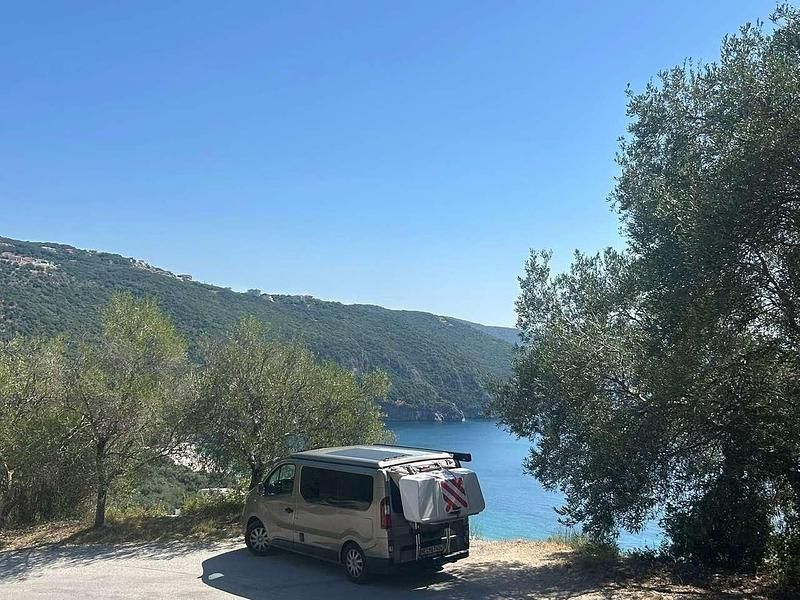 Gebraucht Renault Trafic 145 PS (106 kW) 2019 Beige Van / Kleinbus