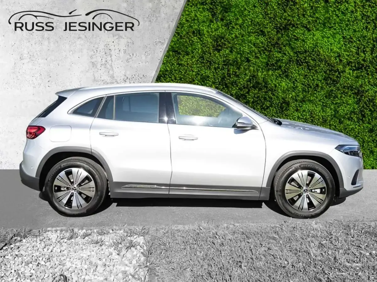 Gebraucht Mercedes EQA250 Progressive 139 kW (190 PS) 2025 Hightechsilber metallic SUV