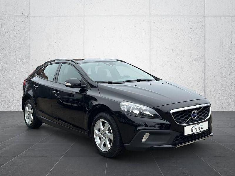 Gebraucht Volvo V40 CC Basis 120 PS (88 kW) 2015 Schwarz Kombi