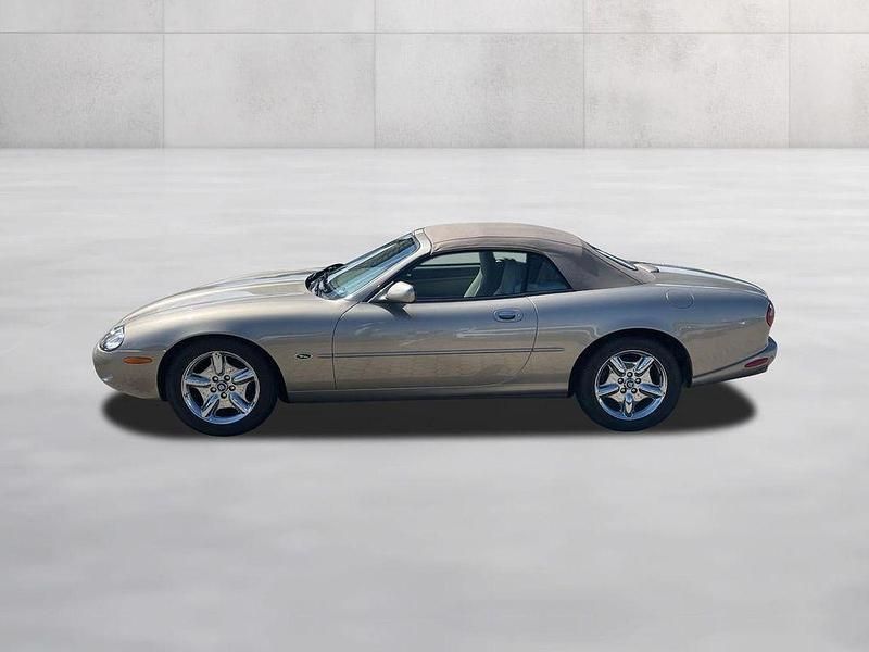 Gebraucht Jaguar XK8 284 PS (208 kW) 1997 Gold Cabrio