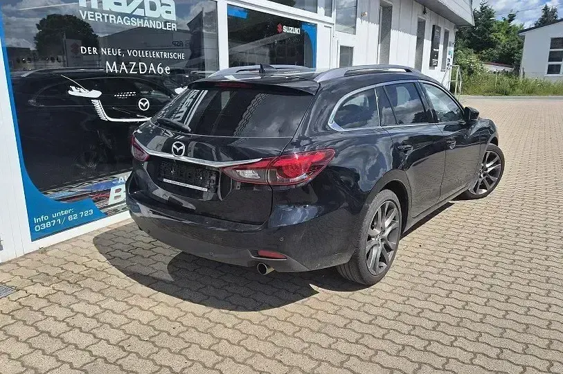 Gebraucht Mazda 6 175 PS (128 kW) 2017 Onyxschwarz metallic Kombi
