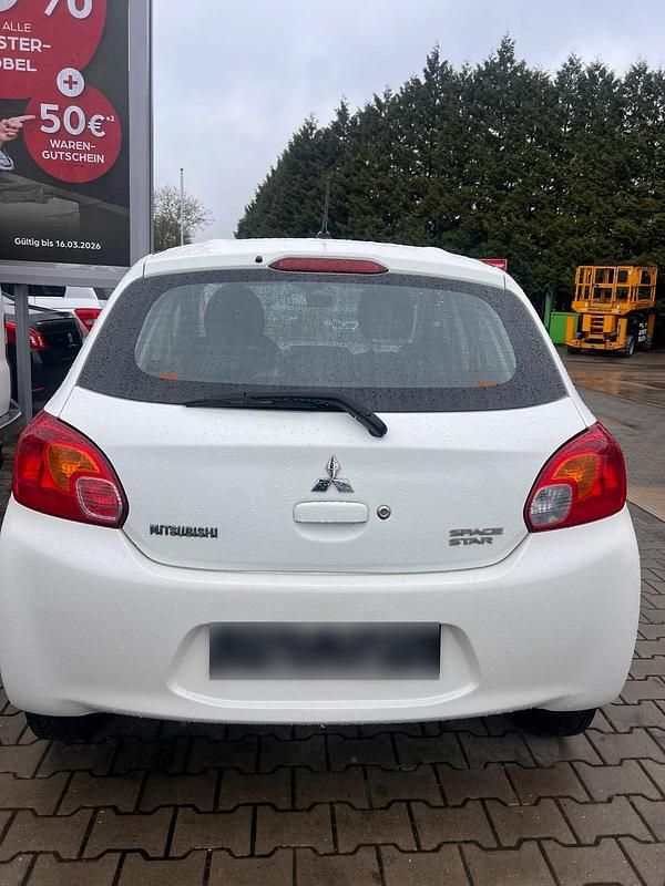 Gebraucht Mitsubishi Space Star 71 PS (52 kW) 2019 Weiß Kleinwagen