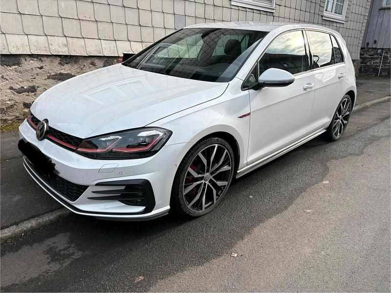Gebraucht VW Golf VII GTI 245 PS (180 kW) 2018 Weiß Limousine