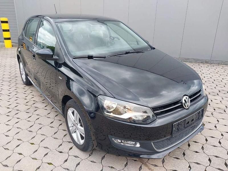 Schwarz Gebraucht 2012 VW Polo Match Limousine | 3.950 € (Fairer Preis) - Bild 1/4