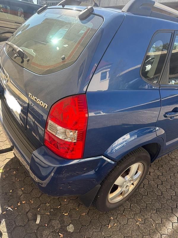 Gebraucht Hyundai Tucson 141 PS (103 kW) 2007 Blau SUV