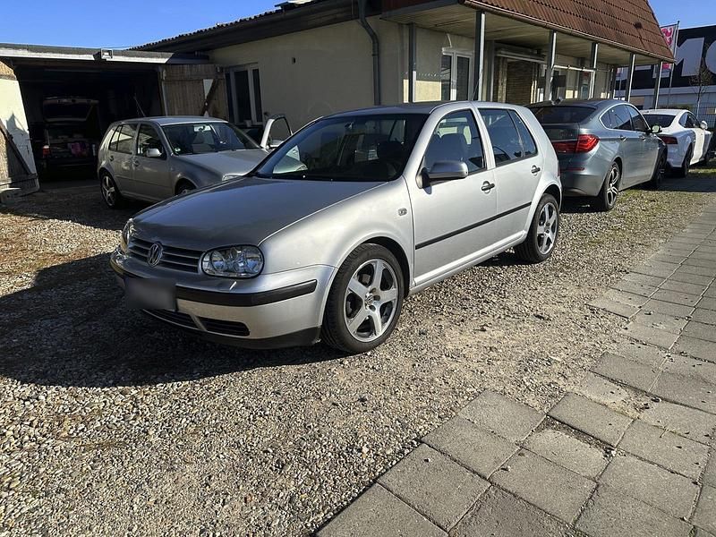 Gebraucht VW Golf IV 101 PS (74 kW) 2002 Silber Limousine