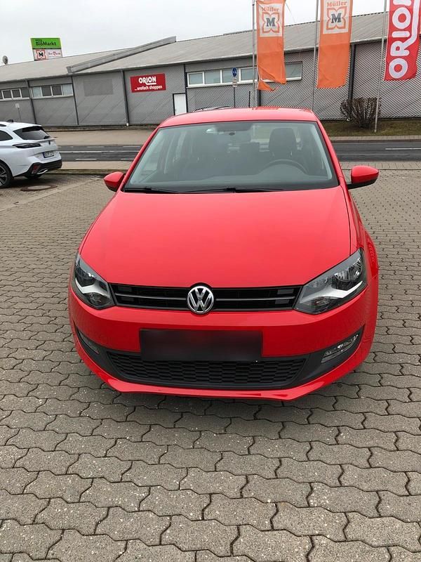 Gebraucht VW Polo 90 PS (66 kW) 2012 Rot Kleinwagen