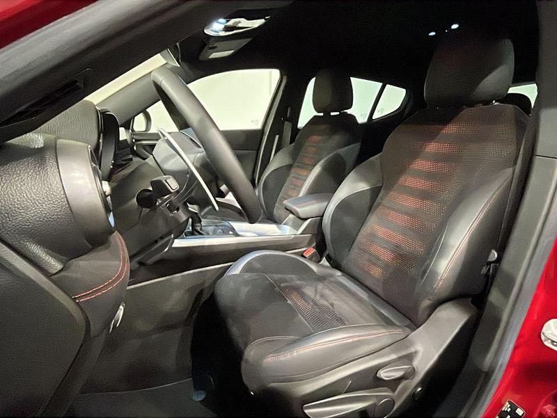 Gebraucht Alfa Romeo Tonale Veloce 160 PS (117 kW) 2023 Rot SUV