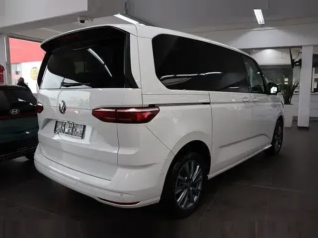 Neu VW T7 Life 150 PS (110 kW) 2026 Weiß Van