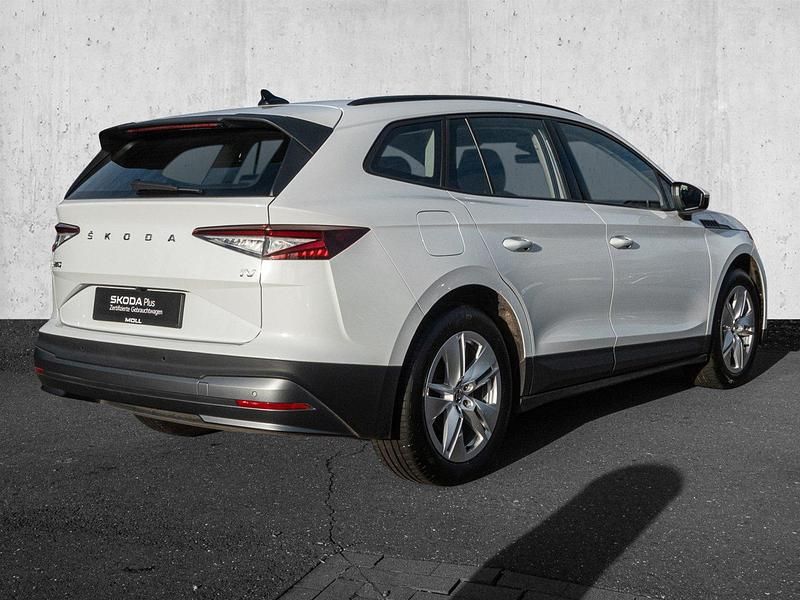 Gebraucht Skoda Enyaq iV 108 kW (148 PS) 2023 Moonweiß perleffekt (metallic) SUV