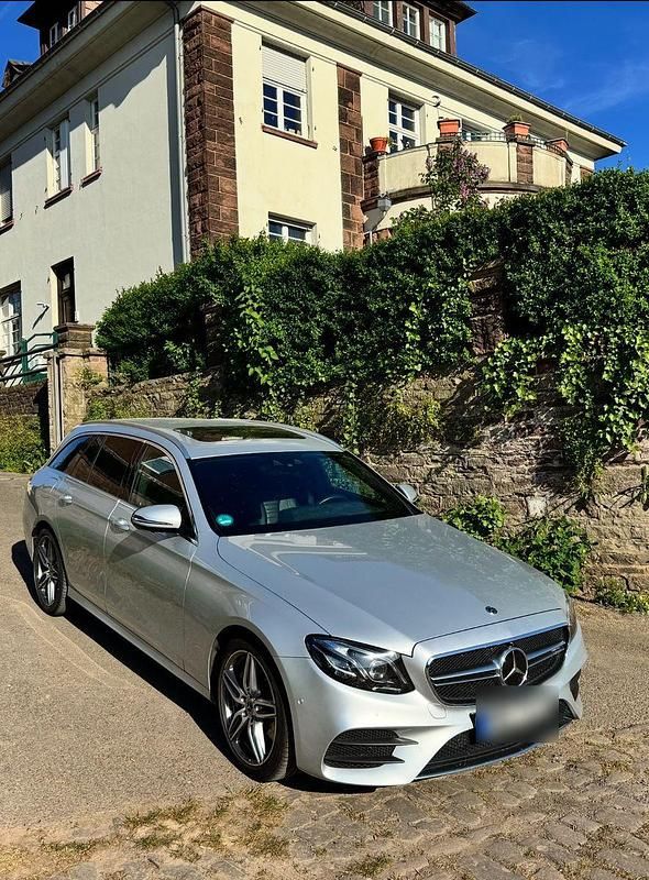 Silber Gebraucht 2018 Mercedes E400 AMG Kombi | 33.500 € (Guter Preis) - Bild 1/4