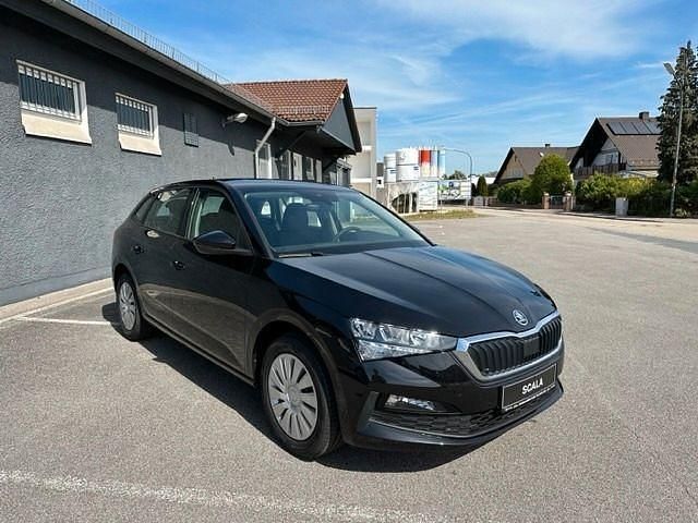Gebraucht Skoda Scala Cool Plus 95 PS (69 kW) 2023 Schwarz Kleinwagen