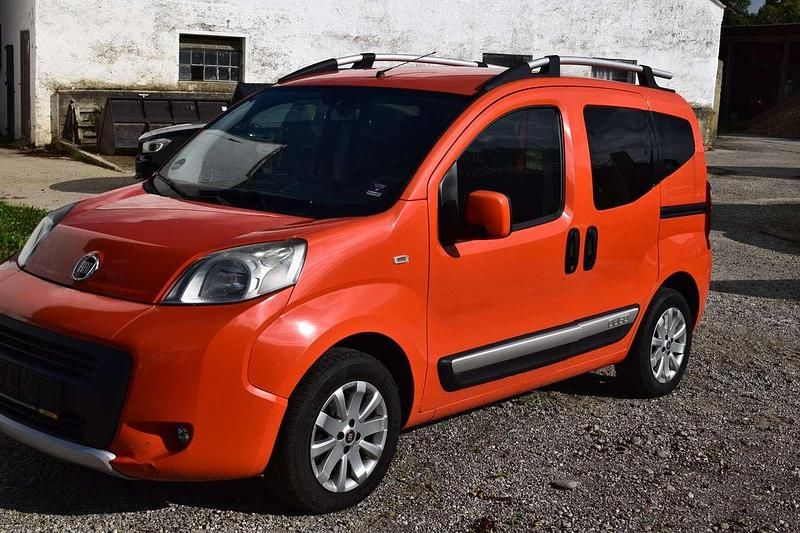 Orange Gebraucht 2013 Fiat Qubo Trekking Van / Kleinbus | 5.400 € (Etwas zu teuer) - Bild 1/4