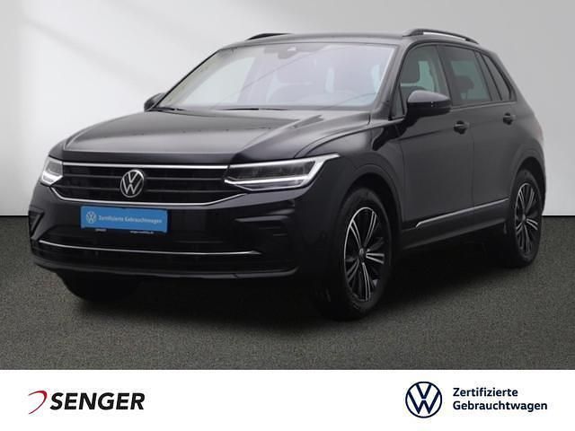 Deep black perleffekt Gebraucht 2023 VW Tiguan Life SUV | 35.880 € (Guter Preis) - Bild 1/3