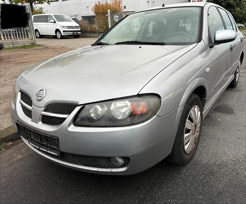 Silber Gebraucht 2006 Nissan Almera Limousine | 750 € (Superpreis) - Bild 1/4