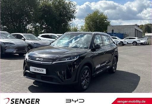 Schwarz Gebraucht 2025 BYD Atto 2 Boost SUV | 27.880 € (Teuer) - Bild 1/4