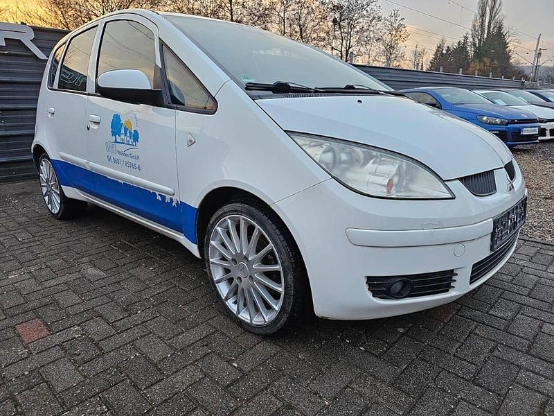 Gebraucht Mitsubishi Colt 95 PS (69 kW) 2008 Weiß Kleinwagen