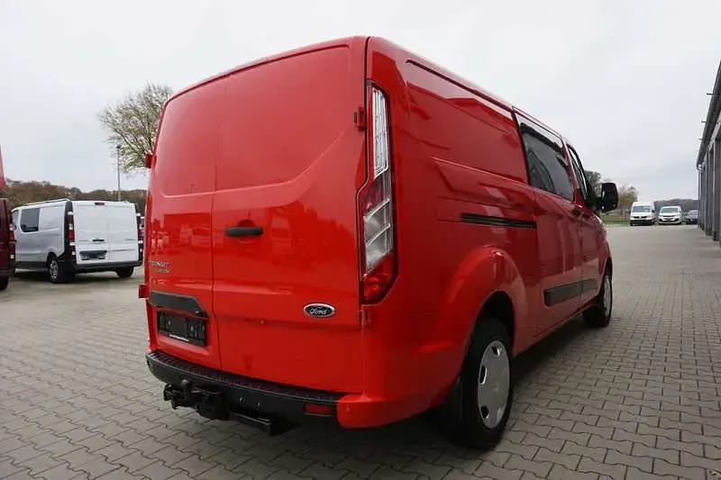 Używany Ford Transit Custom S 170 KM (125 kW) 2023 Czerwony Van