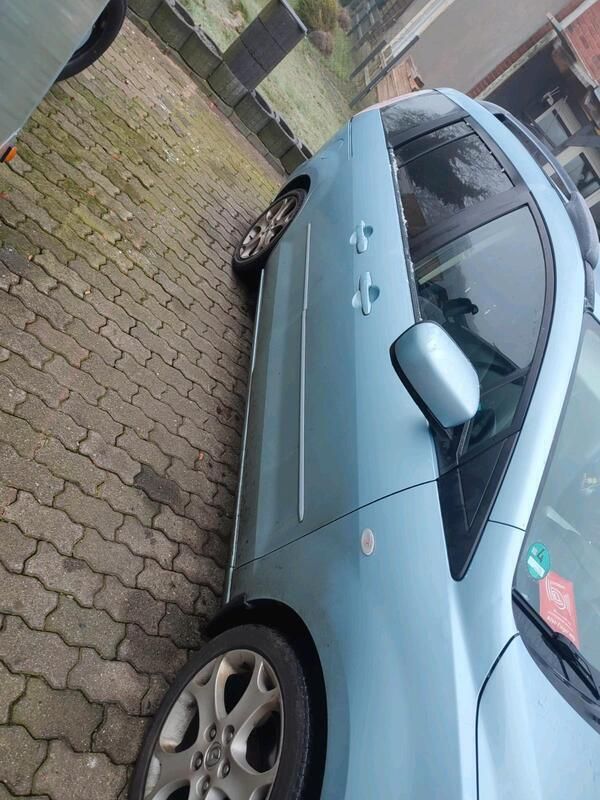 Blau Gebraucht 2007 Mazda 5 Van / Kleinbus | 2.200 € - Bild 1/4