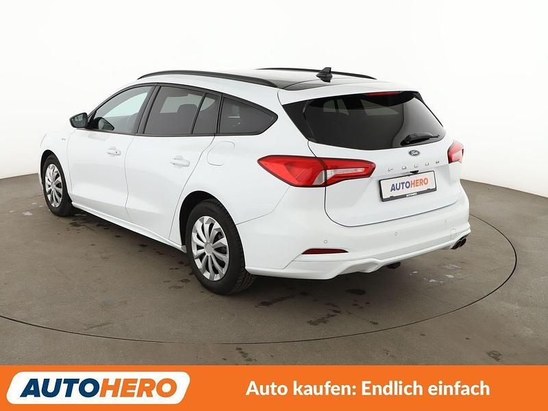 Gebraucht Ford Focus ST-Line 182 PS (133 kW) 2019 Weiß Kombi