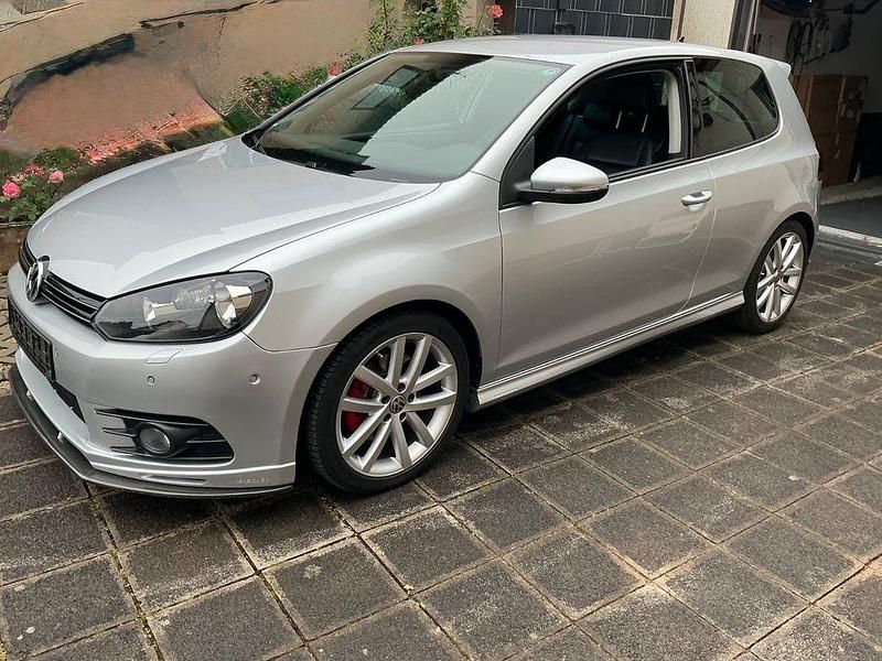 Silber Gebraucht 2008 VW Golf VI Highline Limousine | 8.400 € (Fairer Preis) - Bild 1/4