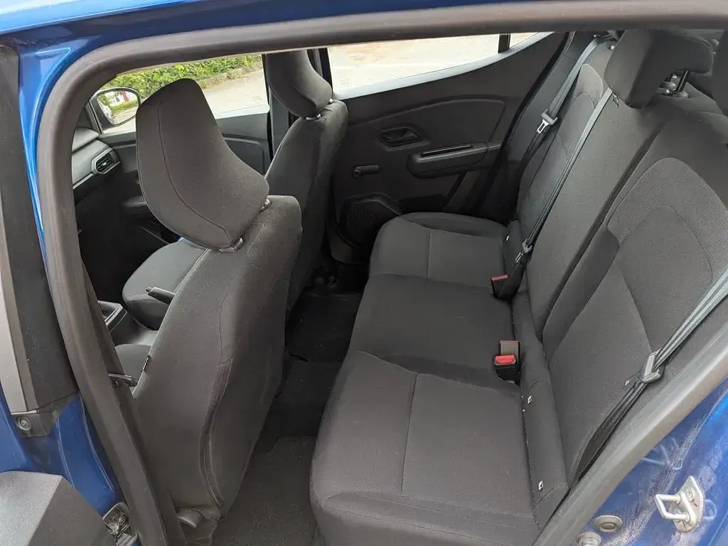 Gebraucht Dacia Sandero Expression 91 PS (66 kW) 2023 Blau Limousine