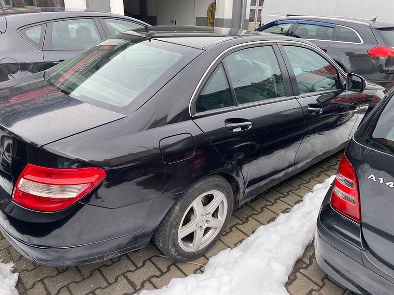 Gebraucht Mercedes C220 170 PS (125 kW) 2007 Schwarz Limousine