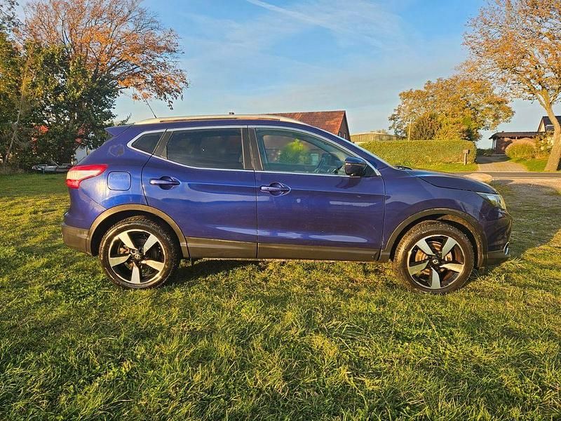 Blau Gebraucht 2017 Nissan Qashqai 360º SUV | 12.590 € (Fairer Preis) - Bild 1/4