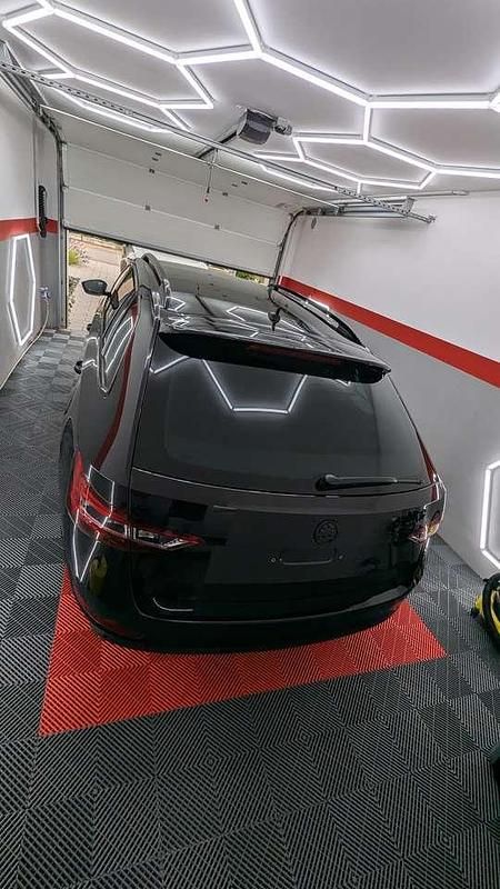 Gebraucht Skoda Superb SportLine 190 PS (139 kW) 2019 Schwarz Kombi