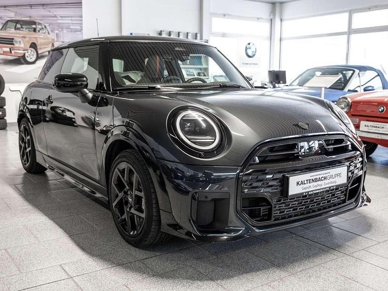 Gebraucht Mini John Cooper Works 156 PS (114 kW) 2024 Grau Kleinwagen