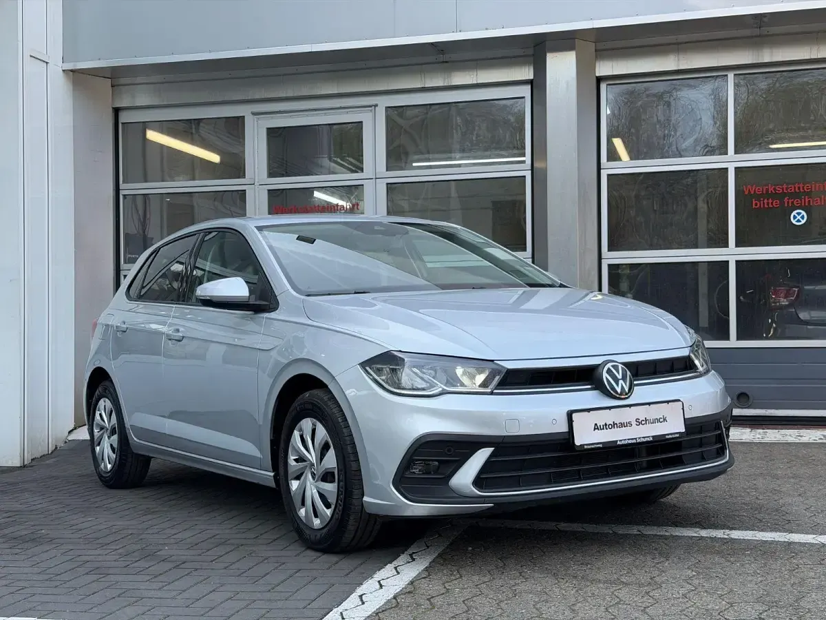 Gebraucht VW Polo Life 95 PS (69 kW) 2025 Silber Kleinwagen