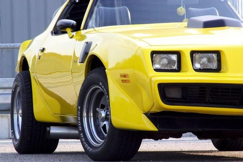Gelb Gebraucht 1979 Pontiac Trans Am Coupé | 22.999 € - Bild 1/4