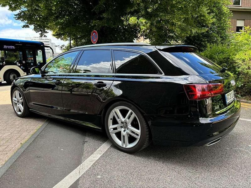 Usado Audi A6 Comfort 190 HP (139 kW) 2015 Preto Carrinha